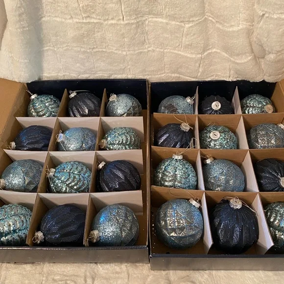 **NEW** Christmas Ornaments Shades of blue.12 ornaments/box. - Picture 1 of 14